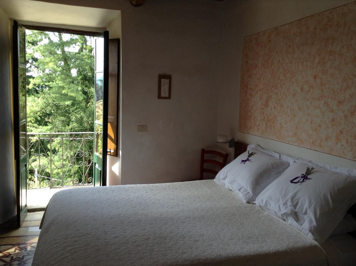 Casa Fontana Tuscany B&B Barga Oda fotoğraf