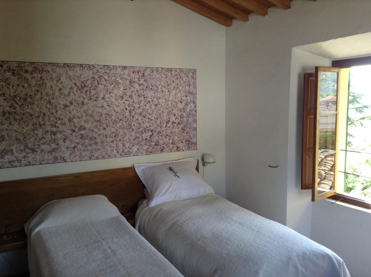Casa Fontana Tuscany B&B Barga Oda fotoğraf